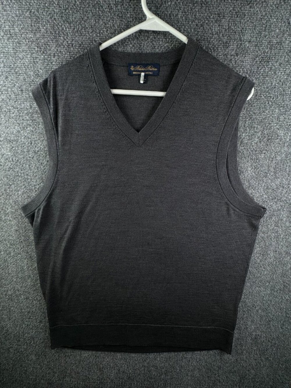 Brooks Brothers Men Brookstretch Merino Wool Gray Sleeveless Sweater Vest Knit